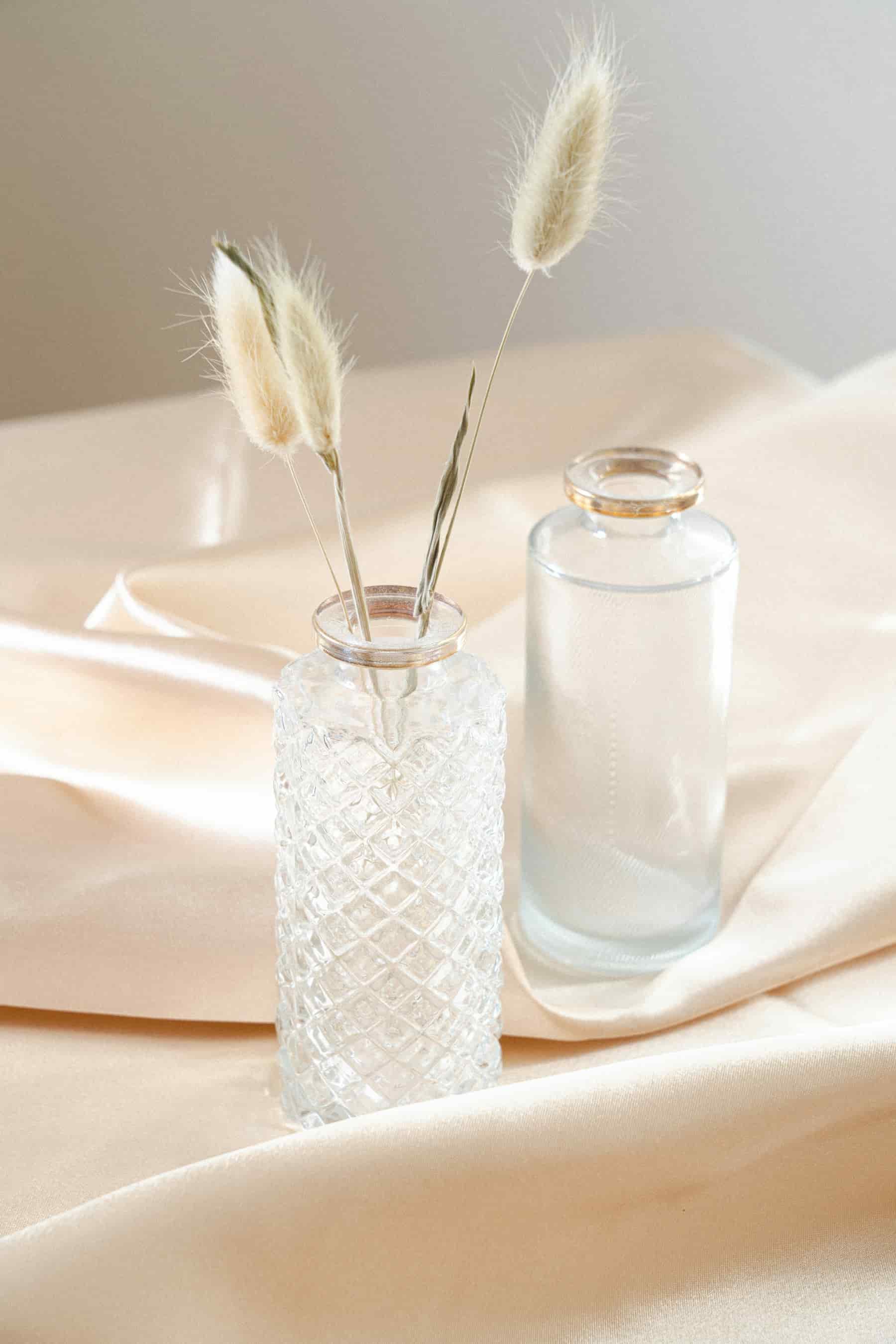 عکس مینیمال گلدان سرامیکی